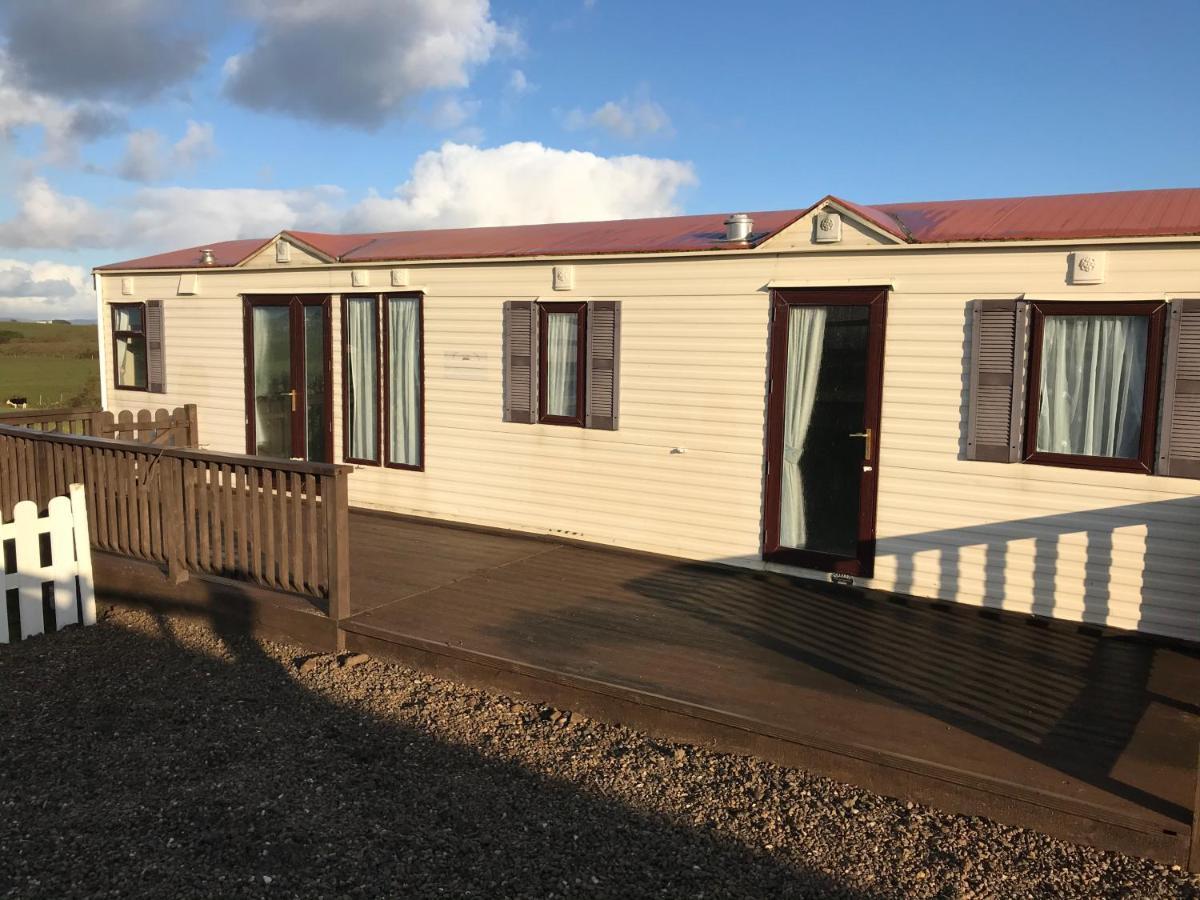 Farm Stay Property Pets And Families Welcome 로스노우라그 외부 사진