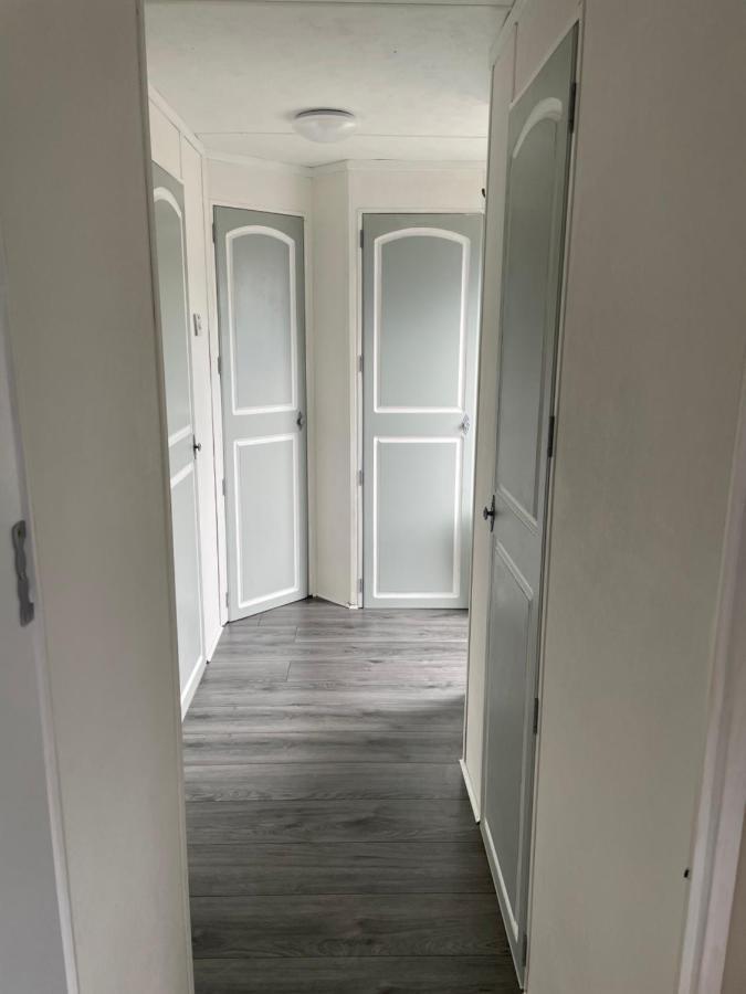 Farm Stay Property Pets And Families Welcome 로스노우라그 외부 사진